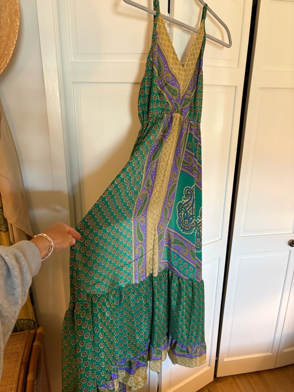 Green Paisley Print Maxi Dress - Lightweight V-Neck silk Indian sari